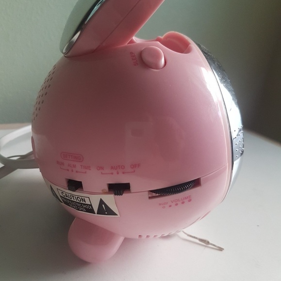 HK Projecting Radio Clock - Picture 3 of 4